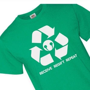 Green Regift Recycle Responsibly Men's Medium T-Shirt New with Tags - Picture 1 of 1