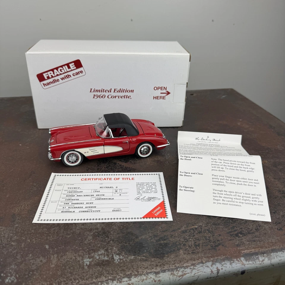 Danbury Mint 1960 Corvette 1:24 Diecast w/ Box - ROMAN RED - Limited - Image 1 of 4