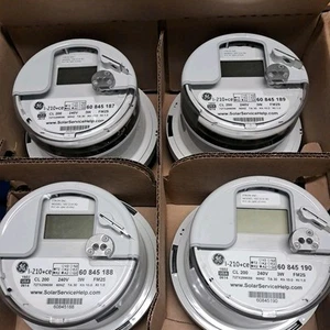 GE sub panel/solar meter I-210+ce class 200 3Wire 240volt 60Hz 1 box of 4 - Picture 1 of 8