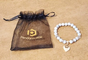 Pandora's Box Heart Edition Pendant Pearl Beaded Bracelet MINT CONDITION! - Picture 1 of 8