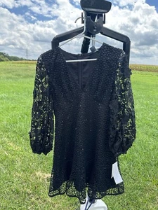 Vestido $228 Nuevo con Etiquetas French Connection Negro Caballo Lentejuelas Cuello en V Talla 4 EE. UU. - Imagen 1 de 12