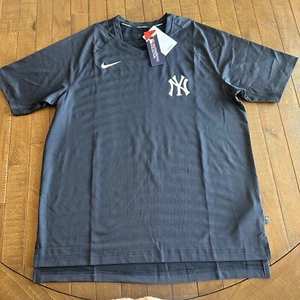 Camicia nuova con etichette Nike New York Yankees Pregame Raglan scollo a V Dri-Fit taglia uomo large - Foto 1 di 7