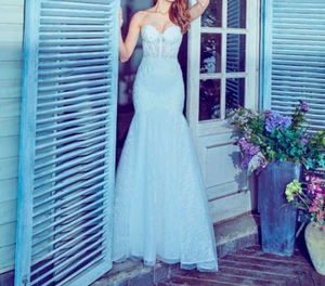 L'Amour by Calla Blanche : Style LA7277, Gilda Ivory/Light Nude Sz. 10 (Sample) - Picture 1 of 11
