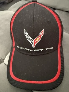 NUOVO! Berretto da baseball CORVETTE con licenza ufficiale nero elastico aderente - Foto 1 di 3