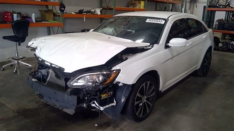 Transmission/Transaxle 2013 200 Sku#3605378 - Изображение 1 из 4