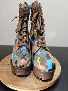 Cape Robbin MONIK Ankle Bootie NWOT Unique Funky Platform Zipper Camo Sz 8 NWOT - Picture 1 of 11