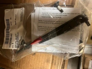 GM #23209142 Roof Rack Cross Rail Hardware Package - Bild 1 von 3