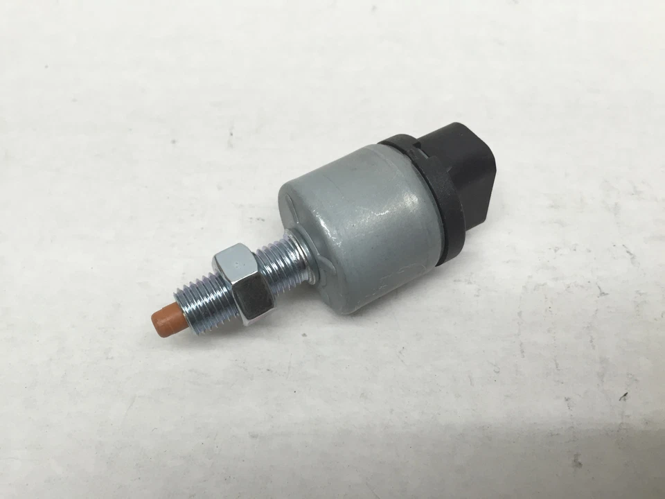 *NUEVO* INTERRUPTOR DE LUZ DE FRENO Lámpara de parada Pedal Crucero Ajuste perfecto Foto 1 de 3