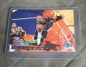 1999-00 Ultra San Antonio Spurs Basketball Card #49 Mario Elie - Picture 1 of 1