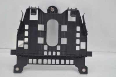 Mercedes-Benz A-Class (W169) A 150 Fuse Box Holder - Image 1 of 2