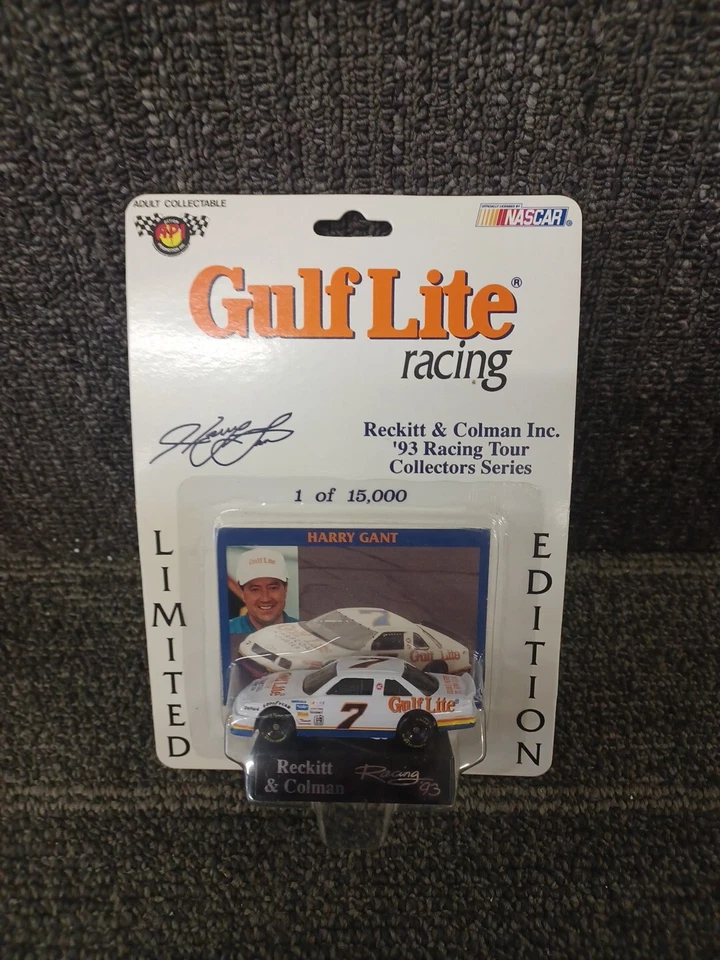 Carro de metal fundido Harry Gant escala 1:64 por ação  - Imagem 1 de 1