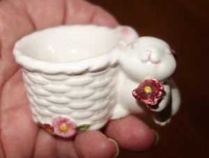 Vintage Avon Easter Bunny Ceramic Basket White With Spring Flowers Candle Holder - Picture 1 of 3