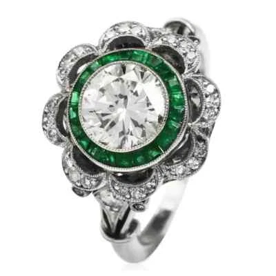 Art Deco Inspired Flower Design White 1.66CT Simulated Sapphire & Emerald Ring - Image 1 of 4