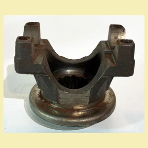 Vintage DRIVESHAFT END YOKE 13 SPLINE - Estate Fresh "28 774" - Picture 1 of 6