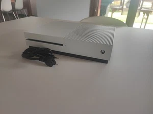 XBOX ONE S 500GB Completamente Funzionante Silenziosa Pulita e Ricondizionata - Imagen 1 de 4