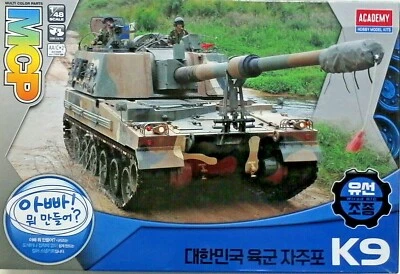 ACADEMY 1:48 KIT CARRO ARMATO RC - WIRED R/C TANK K9 MULTICOLOR PARTS ART 13312 - Immagine 1 di 2
