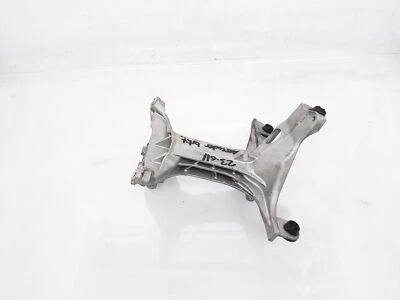 Soporte de soporte intercooler Mercedes-Benz C300 2015-2018 2,0 L 274-098-14-39 Foto 1 de 4