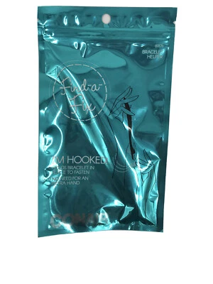 Conair ~ Herramienta auxiliar de pulsera I'm Hooked ~ Find-A-Fix se mantiene en su lugar para sujetar  Foto 1 de 2