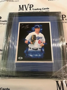 CODY BELLINGER Rookie Authentic Autograph 8x10 L.A. Dodgers Framed Photo BECKETT - Picture 1 of 2