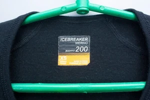 Icebreaker Merino Bodyfit 200 Black T-Shirt Short Sleeve Womens Size XS Outdoor - Picture 1 of 15