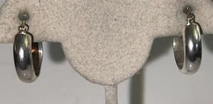 Sterling Silver Hoop Pierced Earrings KK-67 - Picture 1 of 7