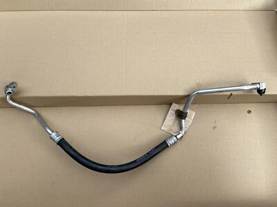 Land Rover Discovery 2 Td5 Air Conditioning A/C Compressor to Evaporator Hose - image 1 of 4