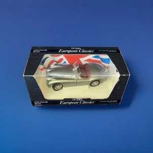 ERTL 1/18 VINTAGE JAGUAR XK120 1948 SILVER -die Cast Model Car Boxed 1:18 Scale - Picture 1 of 9
