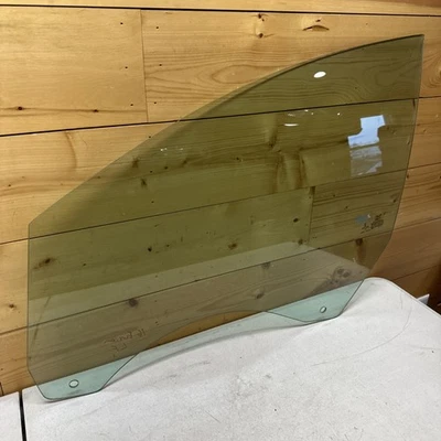 Vidrio puerta delantera izquierda Ford Fusion 2013-2020 DD12054GTN Foto 1 de 4