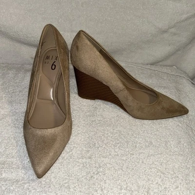 Mix No. 6 zapatos de tacón de cuña para mujer talla: 7M, usados, gamuza sintética topo/beige, "Harlain" Foto 1 de 4