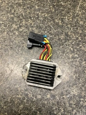 18 Polaris AXYS XRC Switchback 800 Voltage Regulator Rectifier 80A - Image 1 of 3