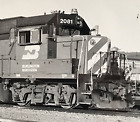 Photo train électromotor Burlington Northern Railroad BN #2081 GP38-2 Portland