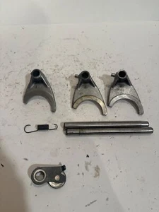 1979 Suzuki GS750 L Shift Forks Good Used 919061 - Picture 1 of 3