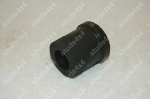 Buje de resorte de hoja para camión Studebaker 1941-48 # 677071 - Imagen 1 de 1