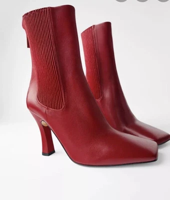 Botas Zara Rojo Cuero REAL Tacón Alto Puntera Cuadrada EU 38 / US 7.5 Foto 1 de 4