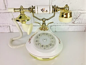 Telefono vintage in porcellana stile francese a pulsante - Foto 1 di 15