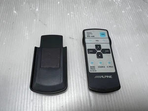 ALPINE RUE-4180 Black Audio Remote Control For Parts/Repair Japan Free Shipping - Picture 1 of 3
