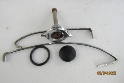 BSA SOPORTES Y MOLDURAS DE TANQUE DE GASOLINA 650 500 LIGHTNING ROYAL STAR AÑOS 60 ORIGINAL OEM Foto 1 de 4