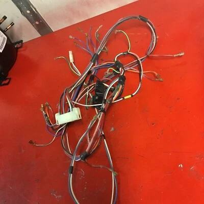 Dryer Wire Harness Terminal Block 3397659 (322) - Image 1 of 4