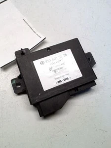1997 Mercedes-Benz E320 - Infra-Red Control Module - 2108205226 - R199707 - Picture 1 of 5