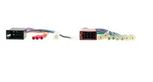 CT20UV04 Femenino Iso A Bala Extremo Estéreo CD Radio De Coche Arnés Adaptador - Imagen 1 de 1