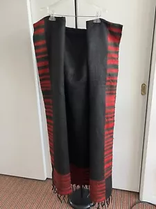 NEW 100% Baby Alpaca Woven Throw Blanket Spread Red & Black Reversible 98" x 46" - Picture 1 of 23