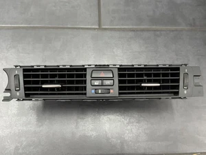 Luftdüse BMW 3er E92 E93 Luftgitter Klimaanlage Frischluftgrill Mitte 9130463 - Bild 1 von 22