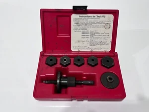 Herramientas MAC EE. UU. No. Juego de 70 herramientas de prensa de pistones pinza de freno de disco con estuche rojo - Imagen 1 de 11