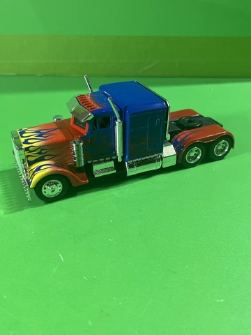 Transformers Optimus Prime Semi truck Hasbro 2018 scale 1/32 Jada Toys Cover