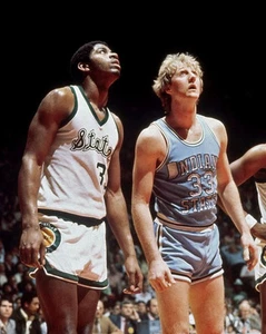 MAGIC JOHNSON and LARRY BIRD Glossy 8x10 Photo Michigan State vs Indiana State - Picture 1 of 1