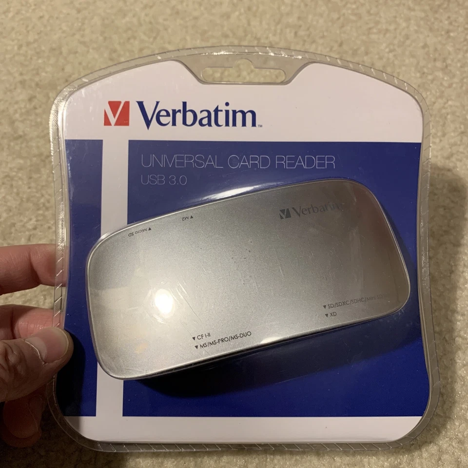 Verbatim Universal Portable Memory Card Reader USB 3.0 Silver Colour 97706 NEW - Image 1 of 4