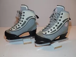 CCM Jamie Girl SP 60 Figure Skates Size 3 - Picture 1 of 10