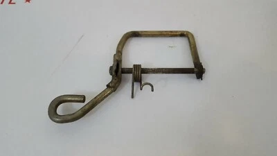 1985 85 86 Honda TRX125 TRX 125 Fourtrax заднее крыло сиденье рычаг замок выпуск #2 - Изображение 1 из 4