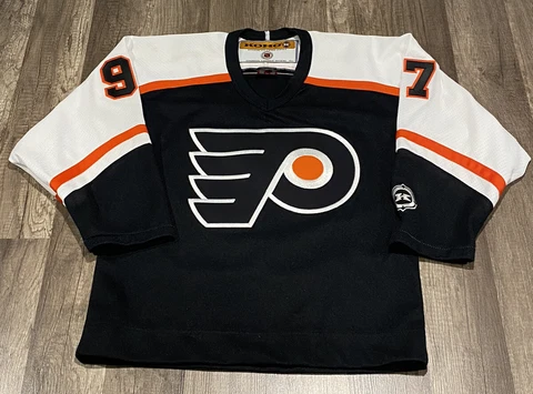VINTAGE KOMO CCM AIR KNIT PHILADELPHIA FLYERS #97 JEREMY ROENICK JERSEY SZ S/M Y Cover