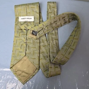 Giorgio Armani Men's Green Tie 60"x3.75" Geometric Silk Necktie Made in Italy - Picture 1 of 8